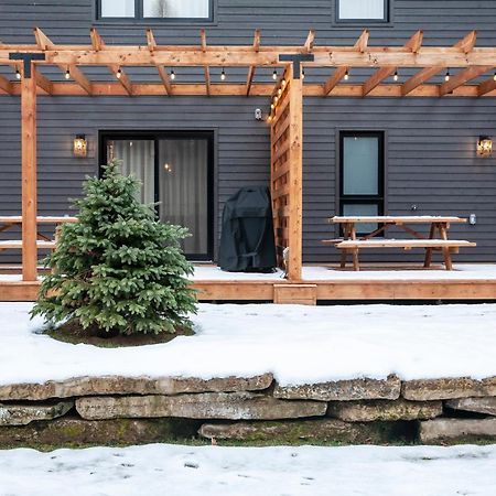 Suites Du Lac Moore Mont-Tremblant Bagian luar foto
