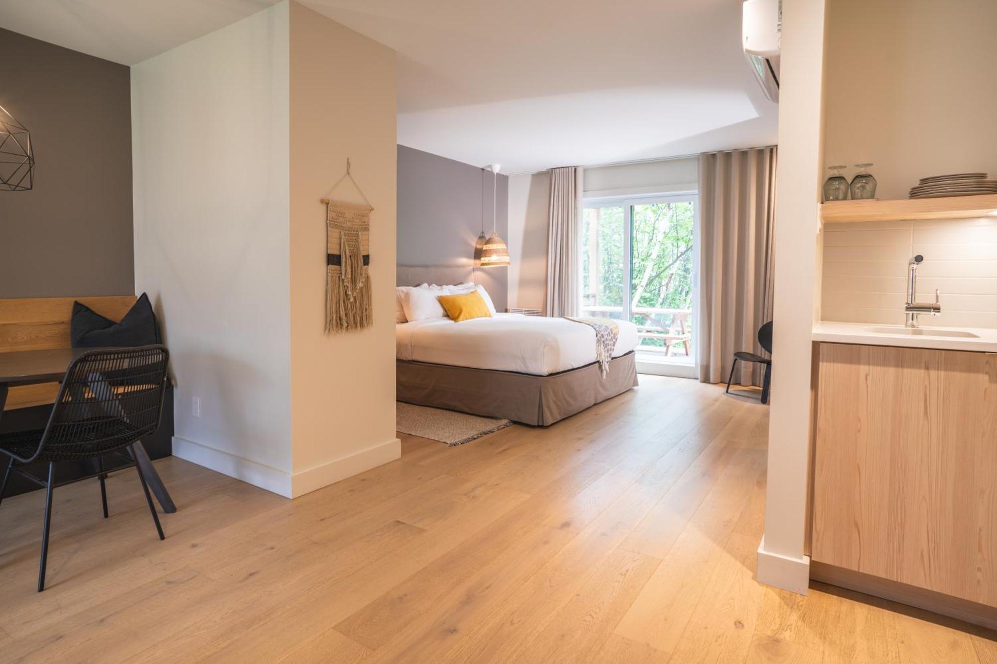 Suites Du Lac Moore Mont-Tremblant Bagian luar foto