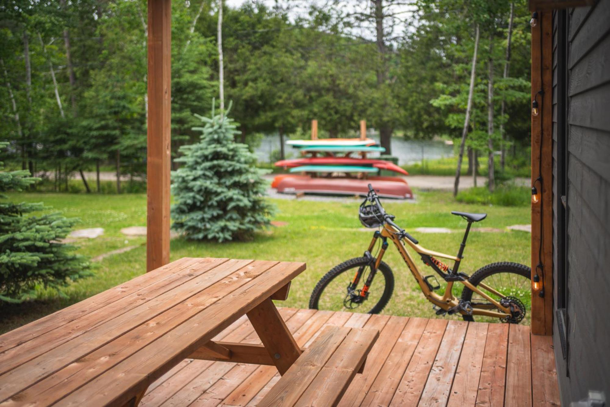 Suites Du Lac Moore Mont-Tremblant Bagian luar foto