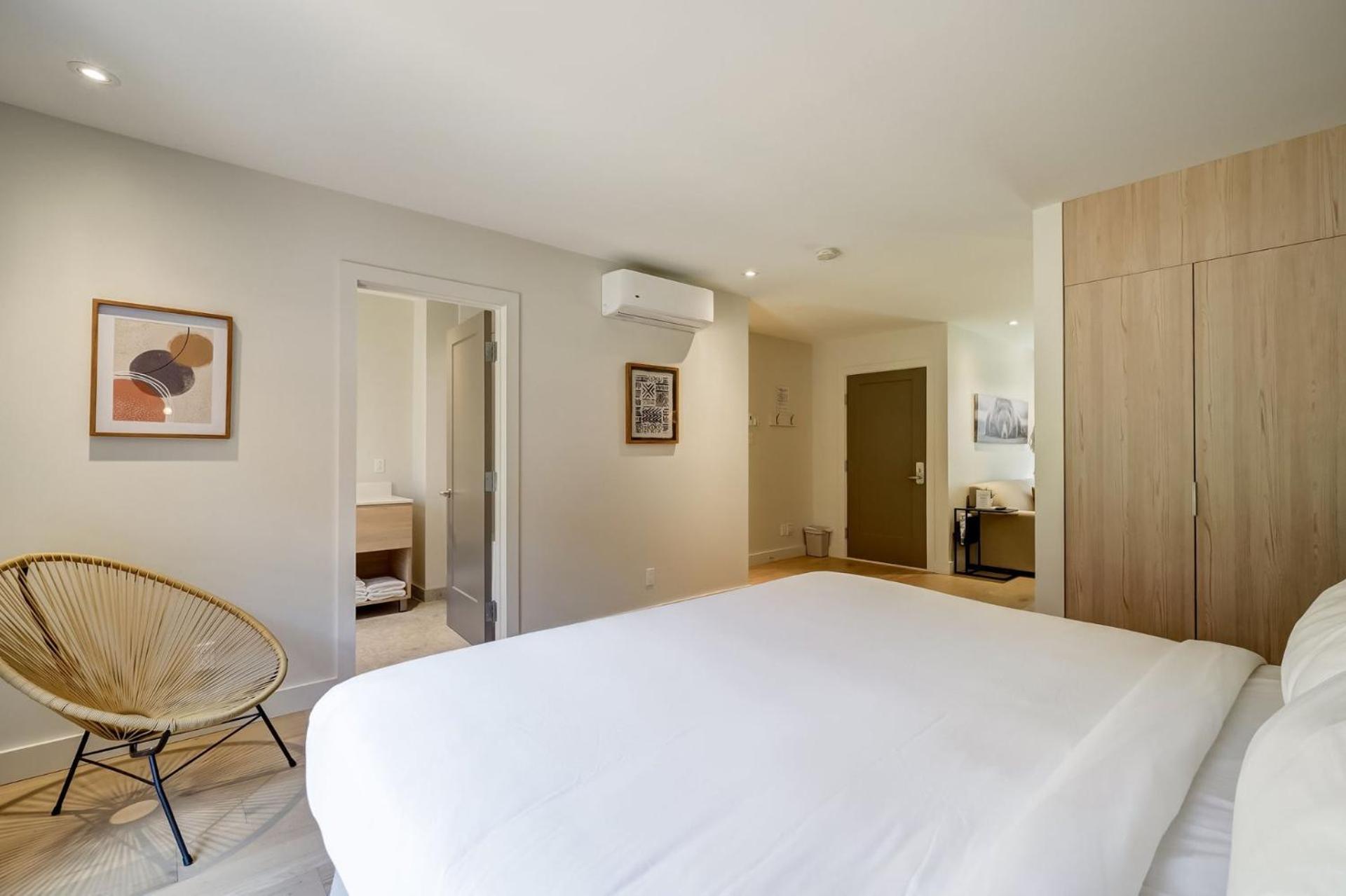 Suites Du Lac Moore Mont-Tremblant Bagian luar foto